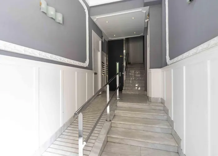 The Collection - San Martin Ii Apartment *